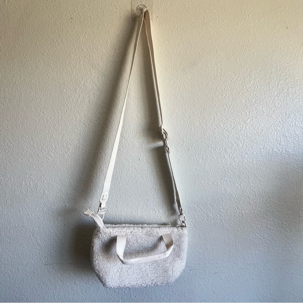 Victoria’s Secret Winter White Plush Teddy Mini Tote Crossbody Bag NWT - Picture 8 of 14